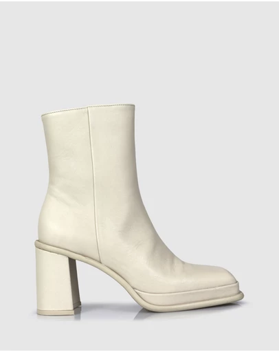 Beau Coops - Deonisia Ankle Boots