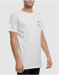DVNT - High Tee