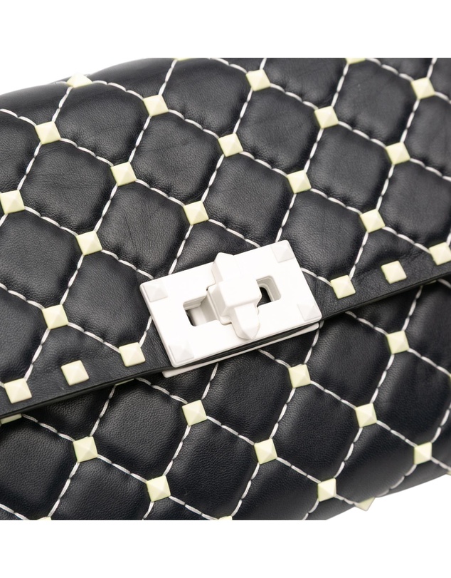 Pre-Loved by Azura Reborn - Pre-Loved Quilted Lambskin Free Rockstud Spike Wallet On Chain