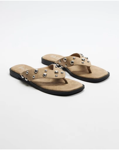 Dazie - Laura Suede Studded Thongs
