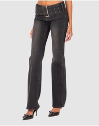 EDIKTED - Buckle Belt Washed Flared Jeans
