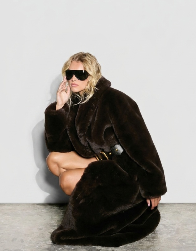 Isabelle Quinn - Valentina Faux Fur Coat
