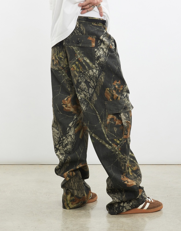Vintage by The Real Deal - Pre Loved - Vintage Mossy Oak Realtree Camo Cargo Pants