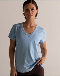 HyperLuxe The Label - V Neck Shirt