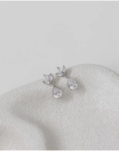 The White Collection - Clarissa - Elegant Silver Bridal Earrings