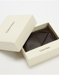Calvin Klein - Woven Cardcase Pouch on Chain