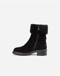 Ozwear Connection Uggs - Ugg Violet Ankle Zip Boots