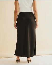 Atmos&Here Curvy - Nya Slip Maxi Skirt