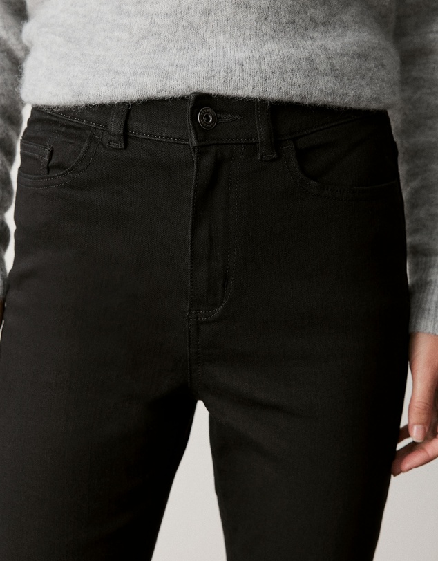 Trenery - Slim Jean in Black