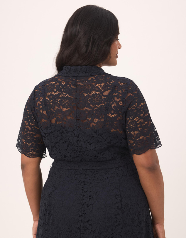 Atmos&Here Curvy - Eden Lace Midi Dress