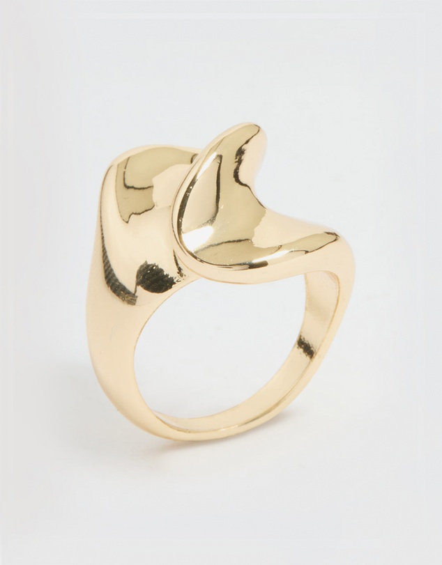 Lovisa - Gold Plated Twisted Oval Ring