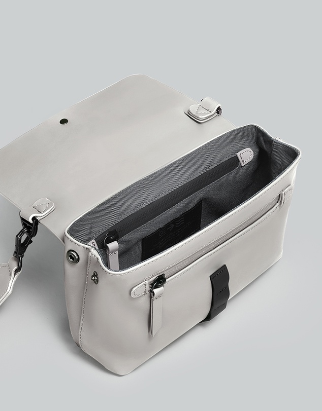 Gaston Luga - Spläsh - Crossbody Waterproof Shoulder Carry Bag