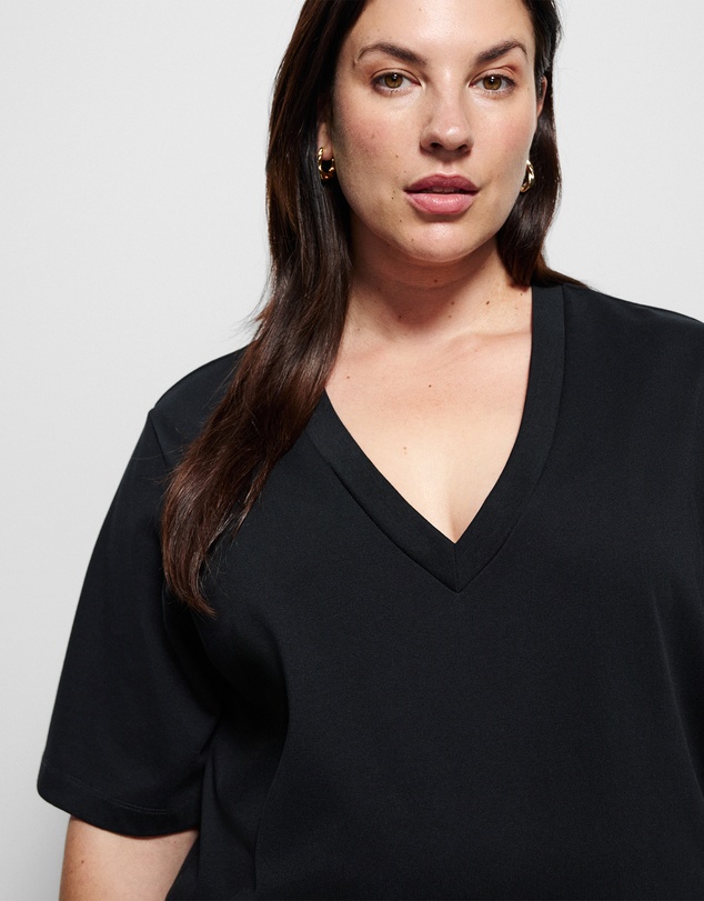 Commonry - Cotton V Neck T Shirt