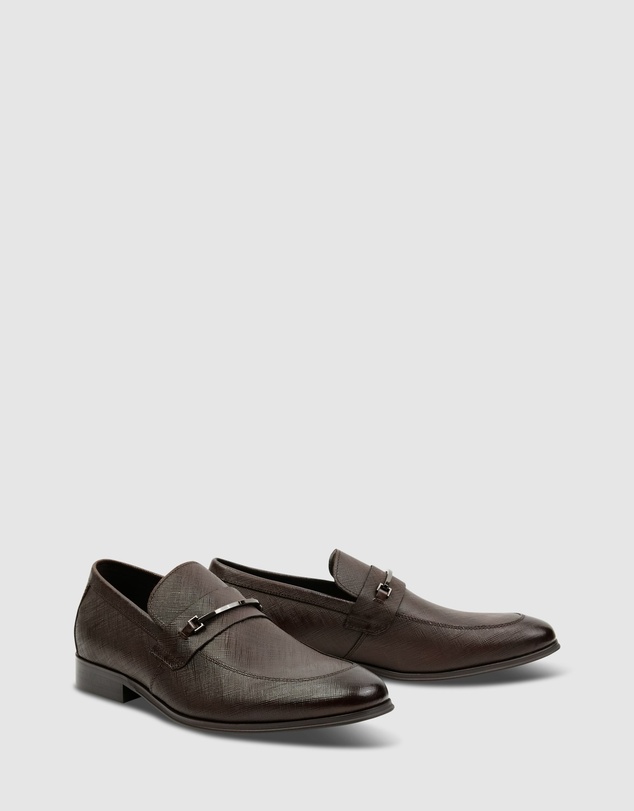 yd. - Riccardo Textured Leather Loafer
