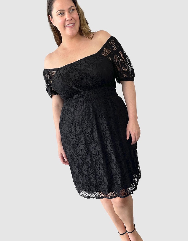 Love Your Wardrobe - Bella Stretch Lace Dress