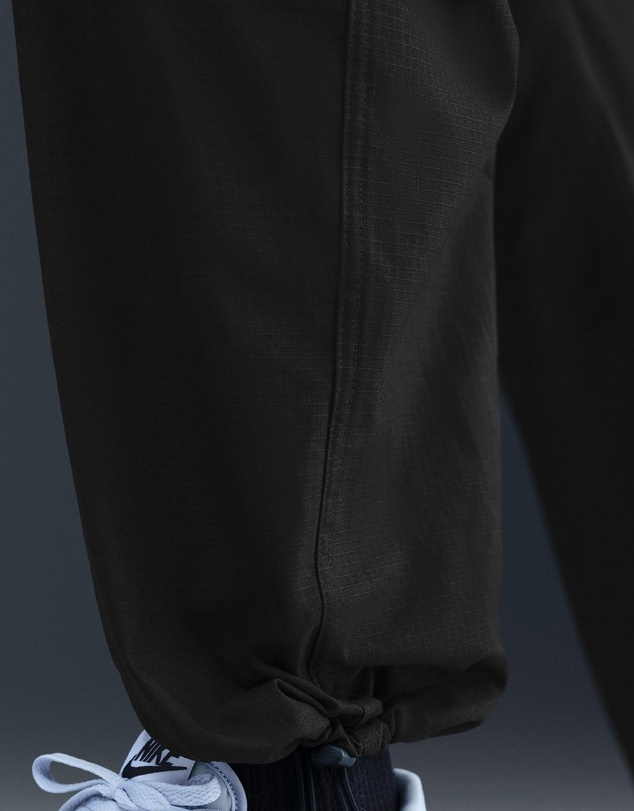 Nike - Sportswear Club Woven Cargo Pants