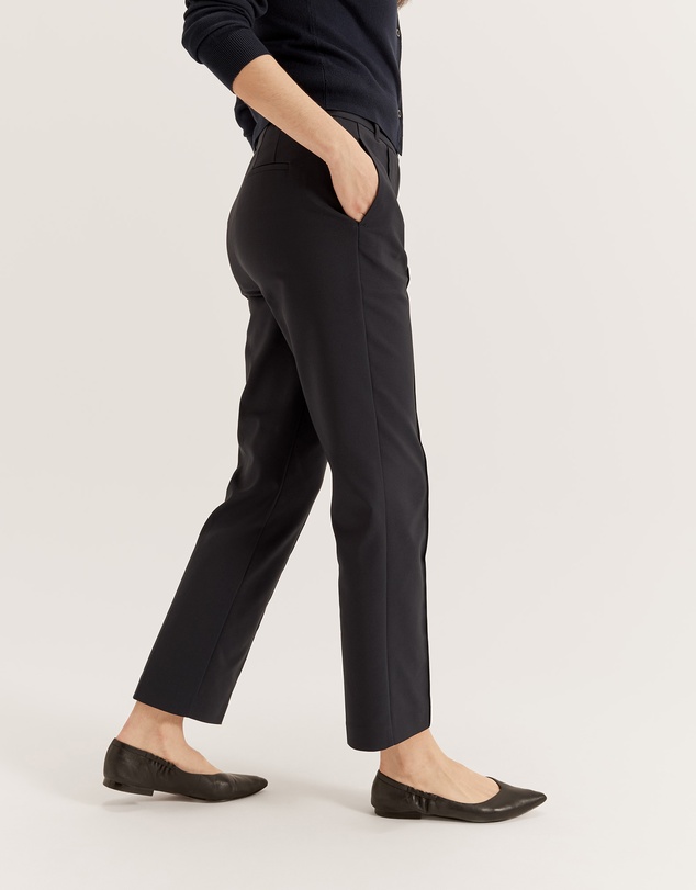 Review - Arianna Pant