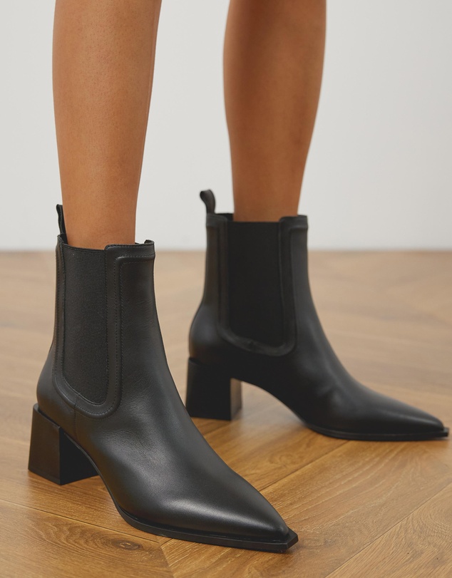 Atmos&Here - Elsa Leather Ankle Boots