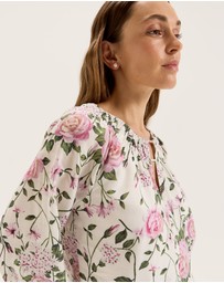Review - Camellia Blouse