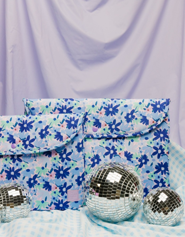 The Somewhere Co - Blue Meadow 14-Inch Laptop Case