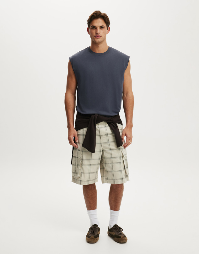 Cotton On - Cropped Fit Muscle