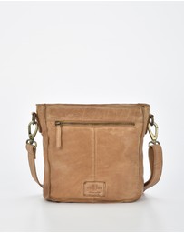 Cobb & Co - Mawson Washed Leather Multiple Pocket Crossbody