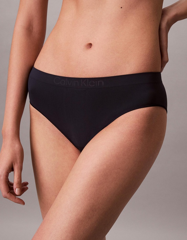 Calvin Klein - 3-Pack Bonded Flex Seamless Bikini Briefs
