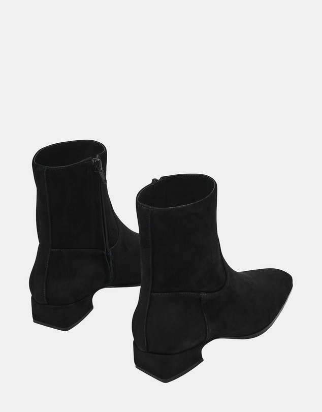 Steve Madden - Dusty Black Suede Boots