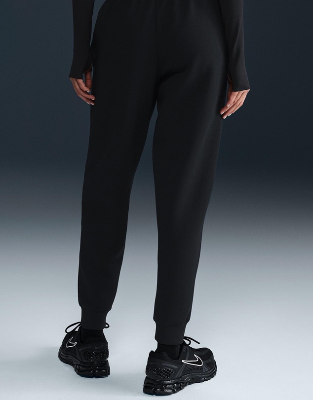 Nike - 24.7 ImpossiblySoft Dri-FIT Mid-Rise Joggers