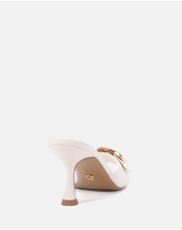 Novo - Vintage Heels