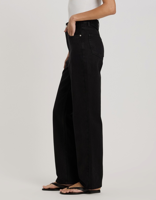 Atmos&Here - Mary Mid Rise Straight Leg Jeans