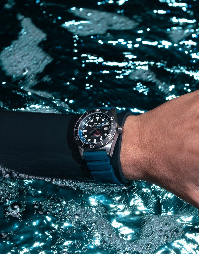 TIMEX - Deep Water Reef 200 SST Blue Dial Blue Rubber Strap