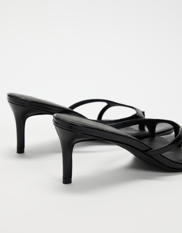 AERE - Dahlia Leather Kitten Heels - Women's