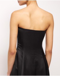 AERE - Aspyn Strapless Midi Dress