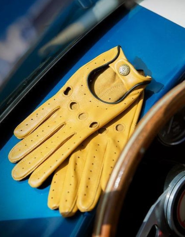 DENTS - Delta Classic Leather Driving Gloves