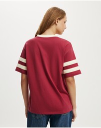 Cotton On - V Neck Oversized Graphic Tee