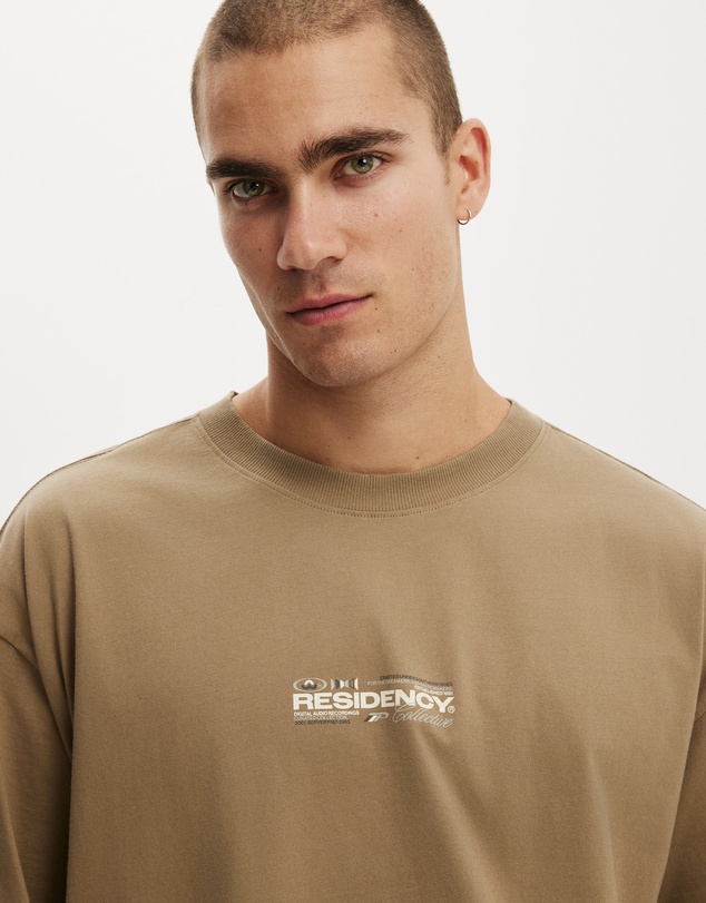 Cotton On - Box Fit Text T-Shirt