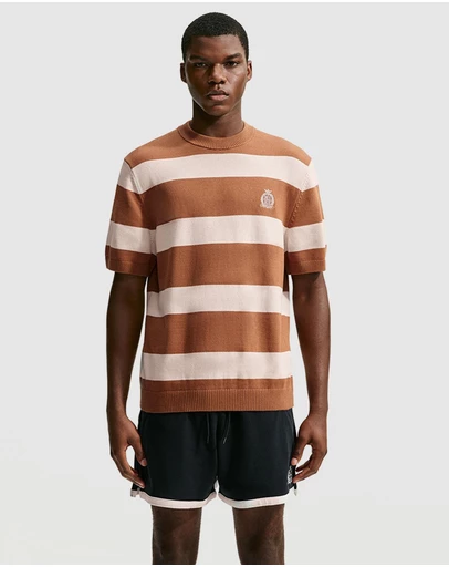 Nike - Nike Club Short Sleeve Top