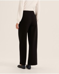 Review - Finlee Pant