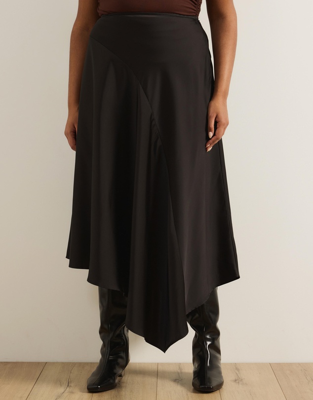 Atmos&Here Curvy - Bonnie Asymmetrical Handkerchief Midi Skirt