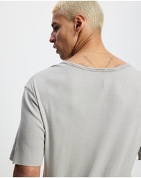 Surrounded By Ghosts - The Onyx Slim Rib Knit T-Shirt