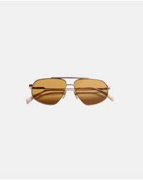 Soda Shades - Rozalia Russia x Soda Shades - Shade 002 Gold Gold Brown