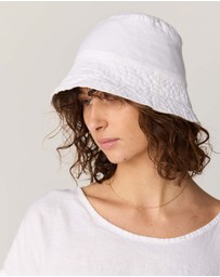 Primness - Peaches Bucket Hat