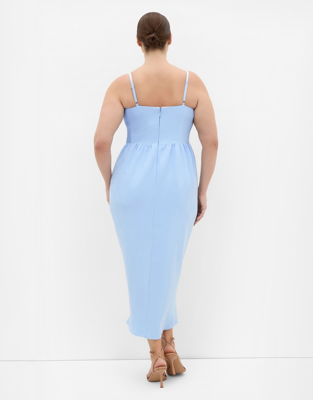 City Chic - Plus size Sassy Flex Fit Tulip V Dress - soft blue
