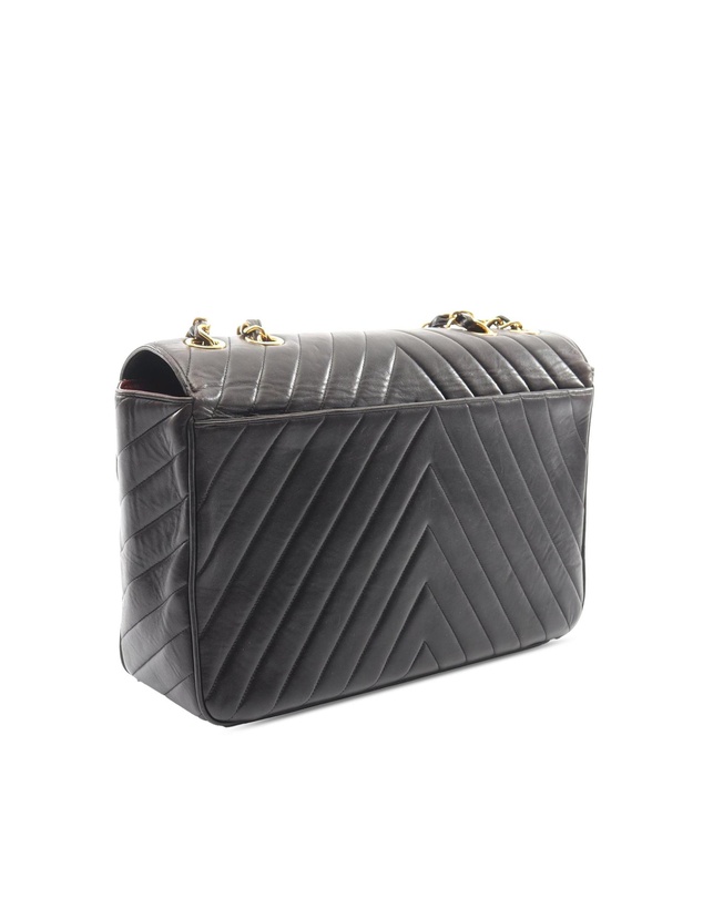 Pre-Loved by Azura Reborn - Pre-Loved Maxi XL Chevron Lambskin Single Flap
