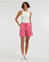 Amelius - Kendall Raw Hem Short