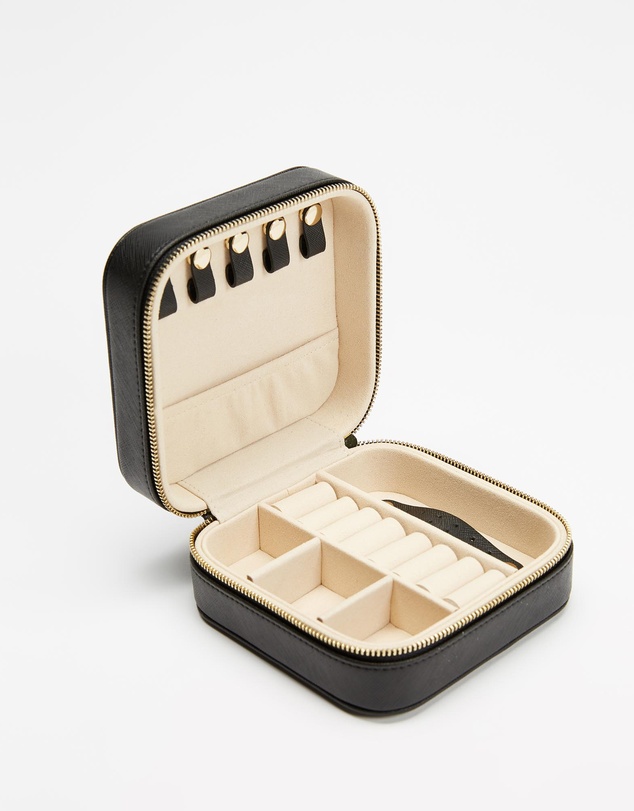 Jackie Mack - Jewellery Organiser