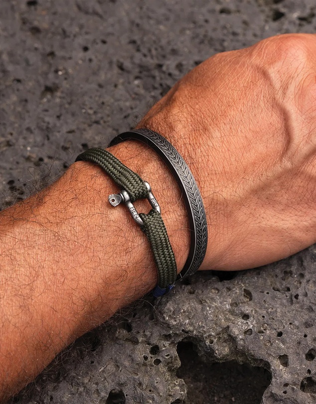 PIG&HEN - Navarch 9mm Cuff Bracelet