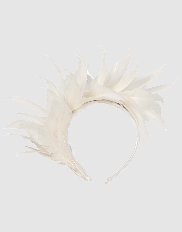 Max Alexander - Modern Cream Racing Fascinator