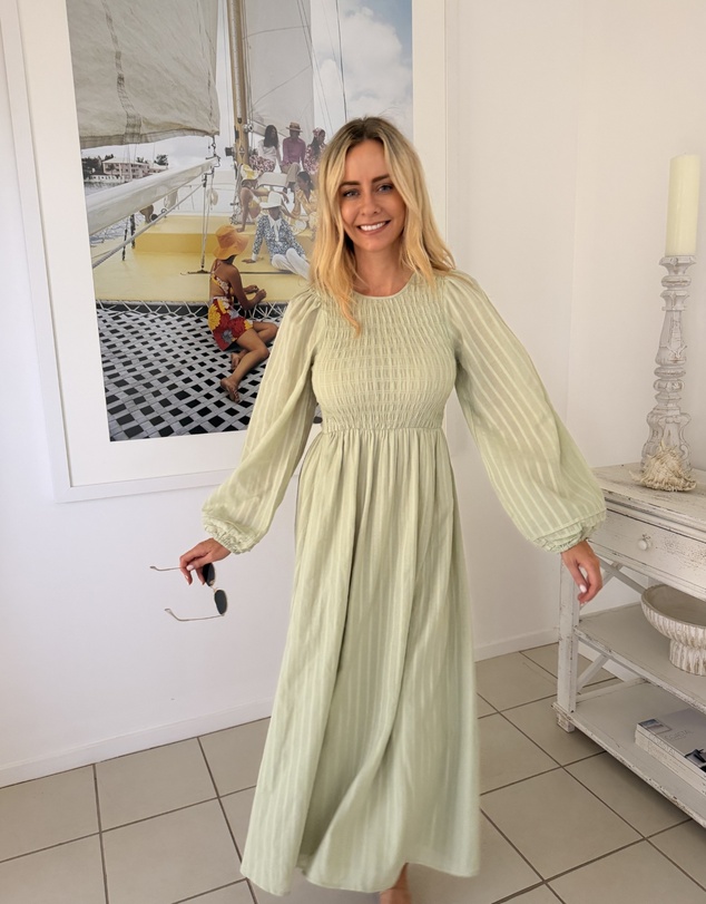 Esther & Co - Iolana Dress - Soft Khaki Long Sleeve